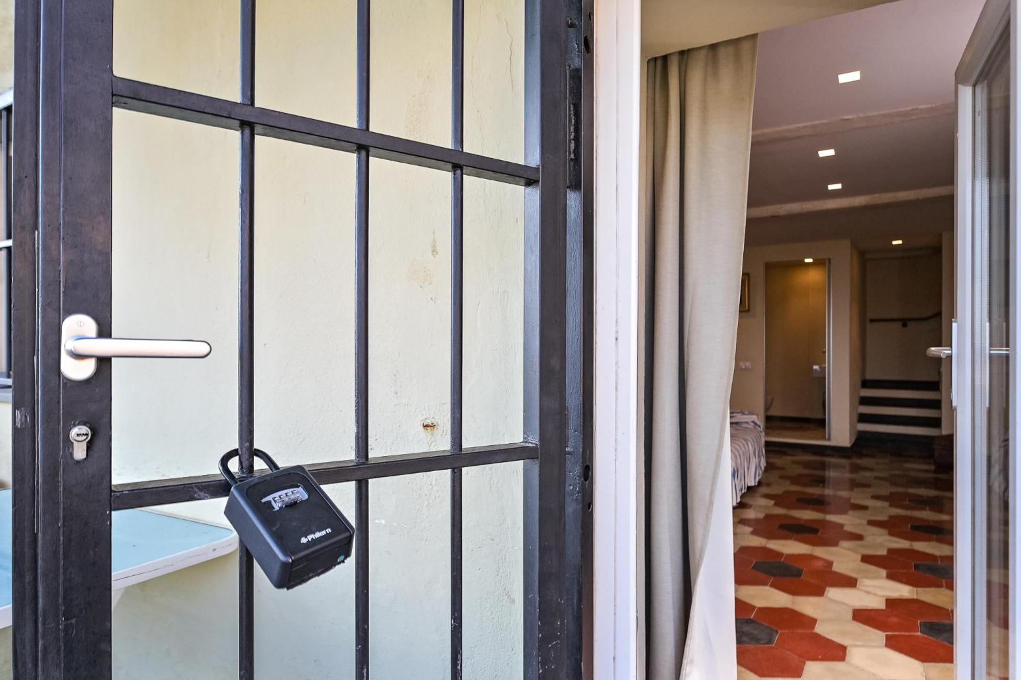 Baian Casa Vacanze Genoa Bagian luar foto